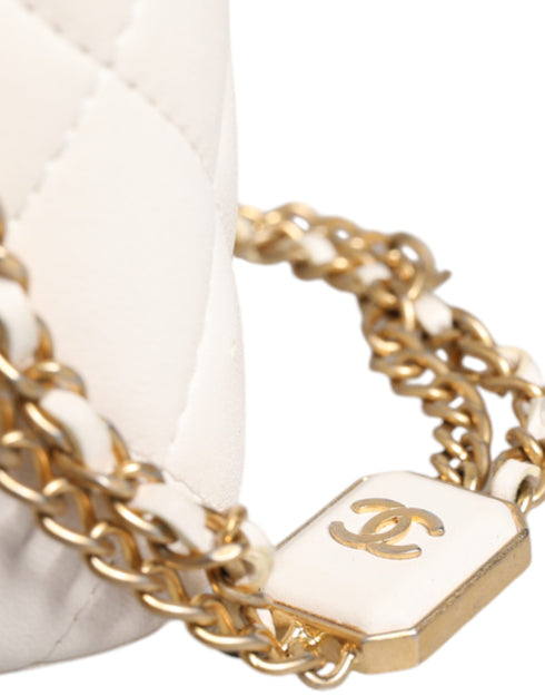 Chanel White Matelasse Lambskin Quilted Mini Vanity Case with Chain – Women