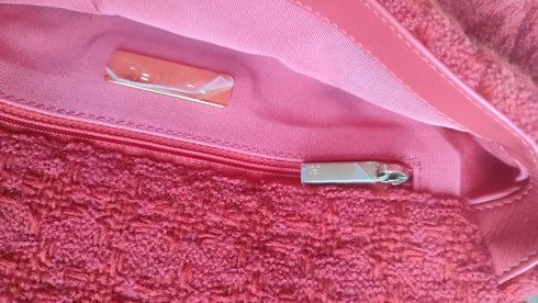 Chanel 19 Medium Flap Bag – Red Tweed & Leather – Mixed Metal Hardware – Women’s