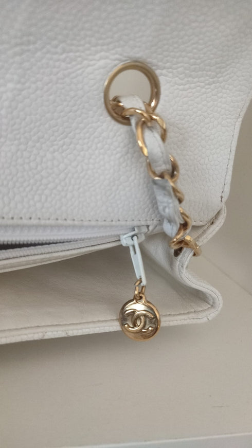 Chanel Diana Medium Flap Bag – White Caviar Leather with Gold Hardware – Women’s