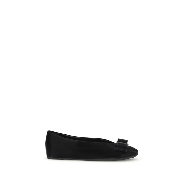 Ferragamo Vara Bow Ballerina Flats – Black Calf Leather Slip-On Shoes for Women